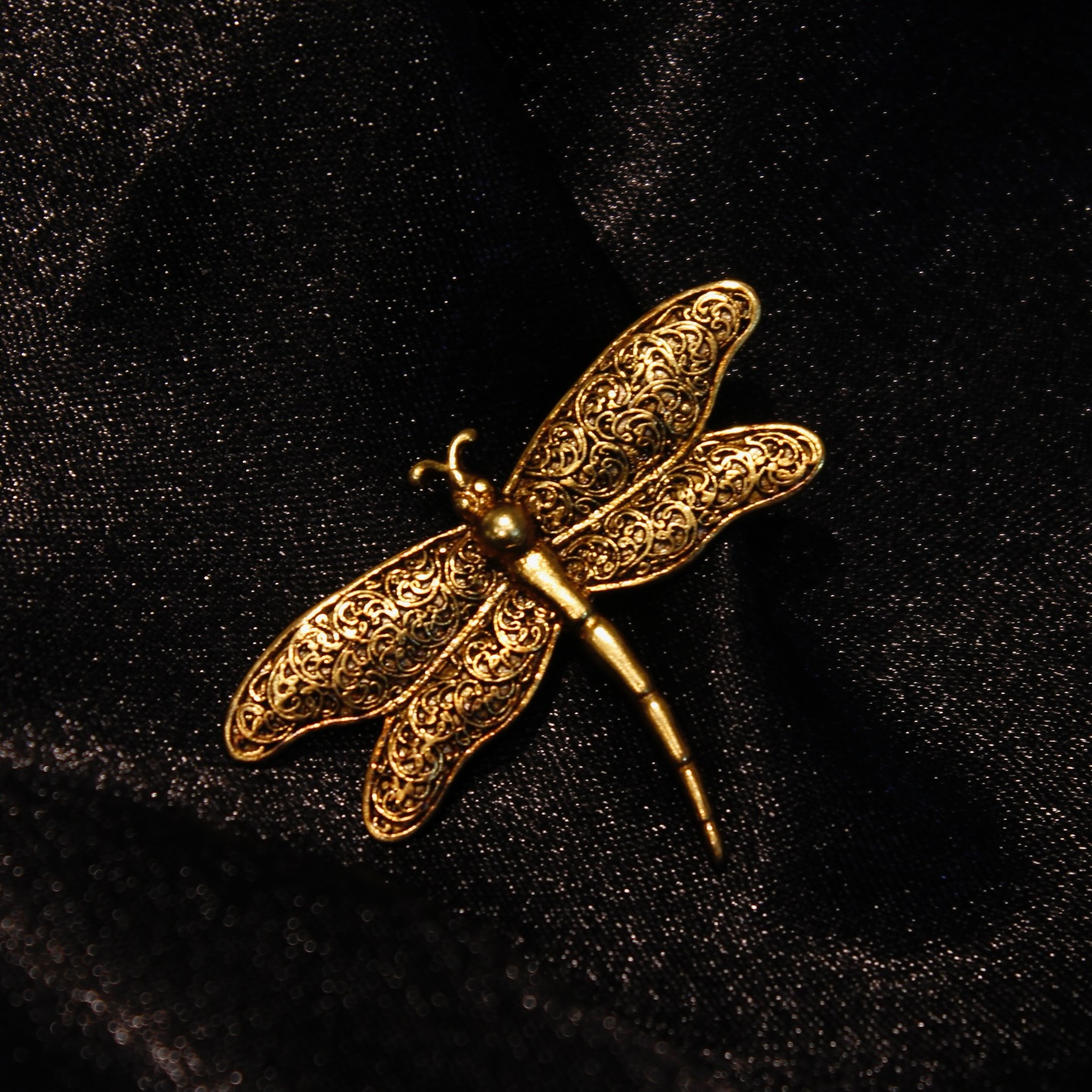 Gracefully capturing the delicate beauty of nature this gold-plated brass dragonfly brooch is a tim - View 1