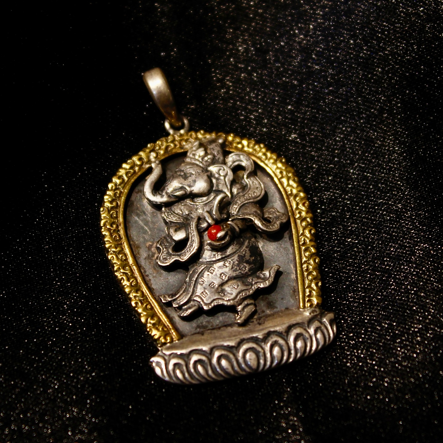 For guidance for grounding for grace a locket that holds Ganesh close to your heart. - View 1