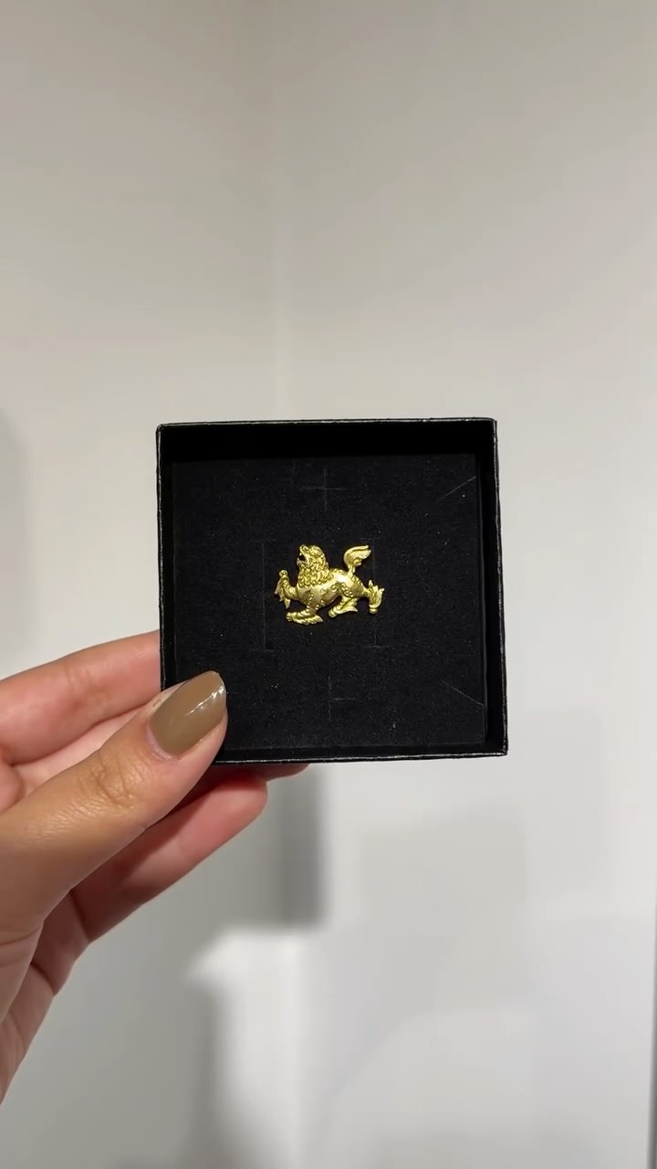 Lion Tie-pin Handmade and Goldplated - View 1